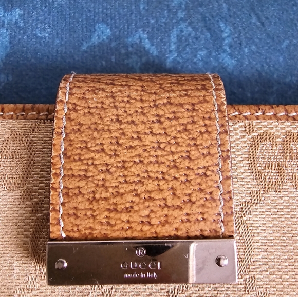 Authentic Gucci Wallet - Picture 6 of 16